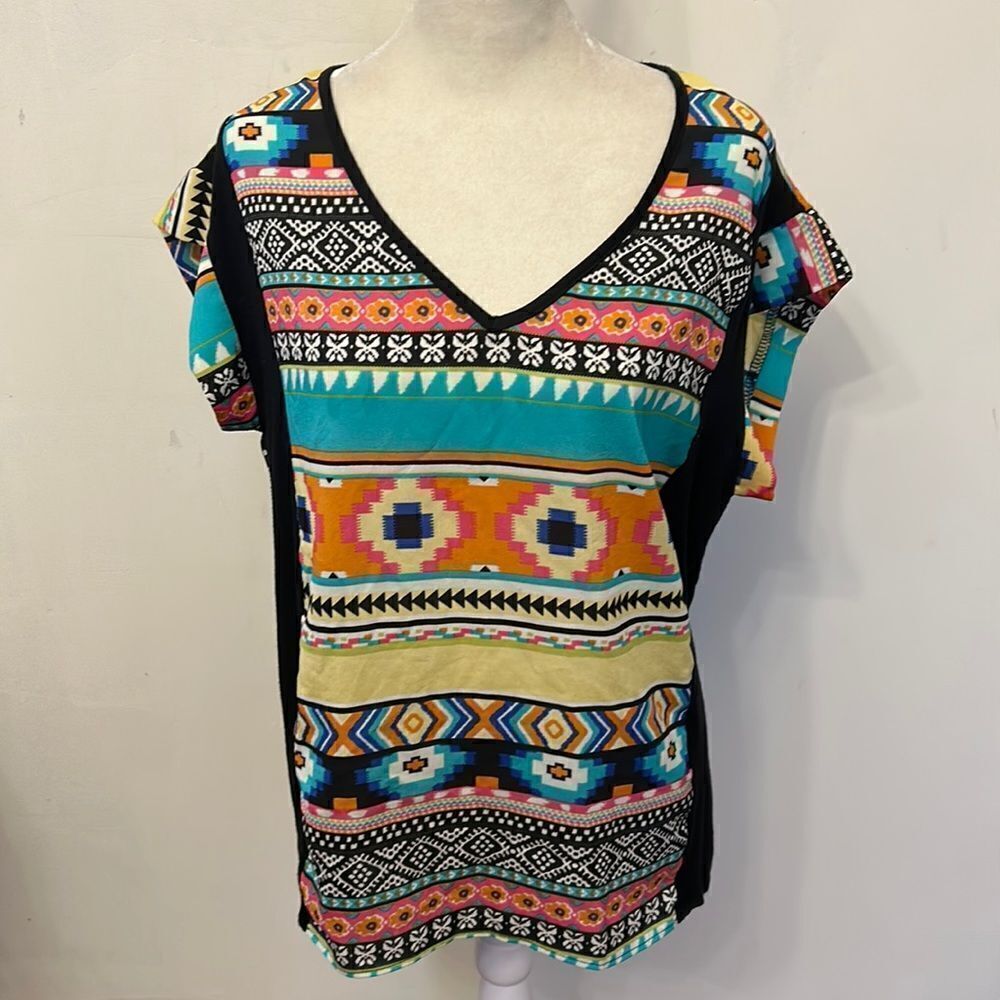 Sunny Leigh cap sleeve multicolored patterned blouse Size L